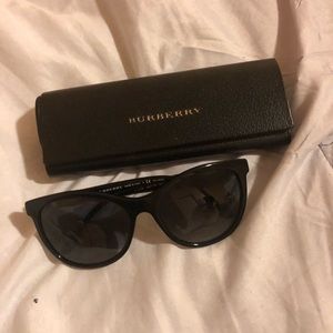 Burberry polarized sunglasses
